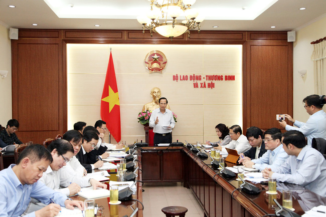 "Không để tình trạng Bộ luật Lao động chờ Nghị định, Thông tư hướng dẫn"