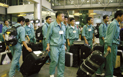 Đưa gần 300 công dân Việt Nam tại Nhật là lao động, sinh viên, người khó khăn về nước