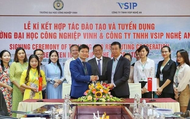 Trường ĐH Công nghiệp Vinh – VSIP Nghệ An: Hợp tác ký kết đào tạo, cung ứng nguồn lao động