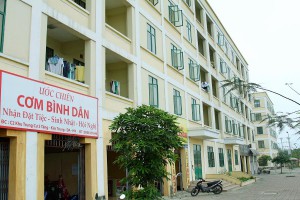 Công nhân phải chi tiêu hơn 7 triệu trên lương bình quân 5,5 triệu/tháng