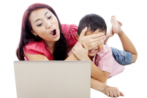 Xây dựng mạng lưới bảo vệ trẻ em trên môi trường mạng