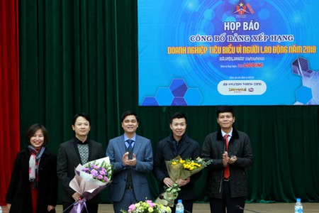 Vinh danh 60 doanh nghiệp tiêu biểu vì người lao động năm 2018
