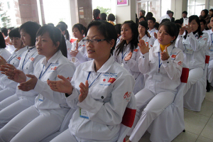 Ngành điều dưỡng: Không yêu nghề xin đừng chọn!