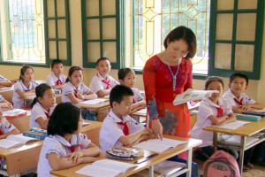 Từ 1/7/2020 hiệu trưởng không còn là công chức, giáo viên không còn biên chế suốt đời