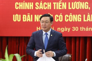 Cân nhắc thời điểm cải cách tiền lương từ năm 2021