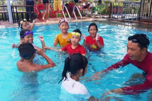 Thừa Thiên – Huế: Trên 3.000 học sinh tiểu học được dạy bơi an toàn