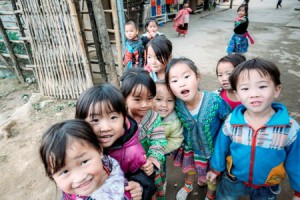 Plan International: Hỗ trợ 16 tỷ đồng bảo vệ trẻ em dân tộc thiểu số trong đại dịch Covid 19