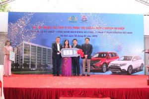 Mitsubishi Việt Nam tài trợ 9 ô tô cho CĐ Kỹ thuật – Công nghệ Bách Khoa