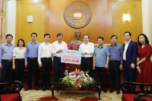 Gần 320 tỷ đồng ủng hộ đồng bào các tỉnh Miền Trung, Tây Nguyên
