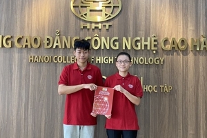 Trung tuyển trường THPT Top 1, vẫn chọn Trường CĐ Công nghệ cao Hà Nội