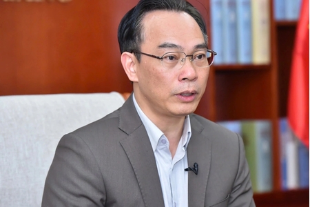 Ông Hoàng Minh Sơn được bầu giữ chức Bộ trưởng Bộ GD&ĐT