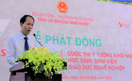 Phó Tổng Cục trưởng Tổng cục GDNN Đỗ Năng Khánh phát biểu
