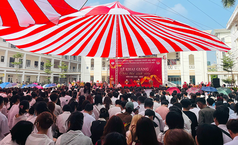 Trường Cao đẳng Thương mại và Du lịch Hà Nội chào đón 1.285 tân sinh viên
