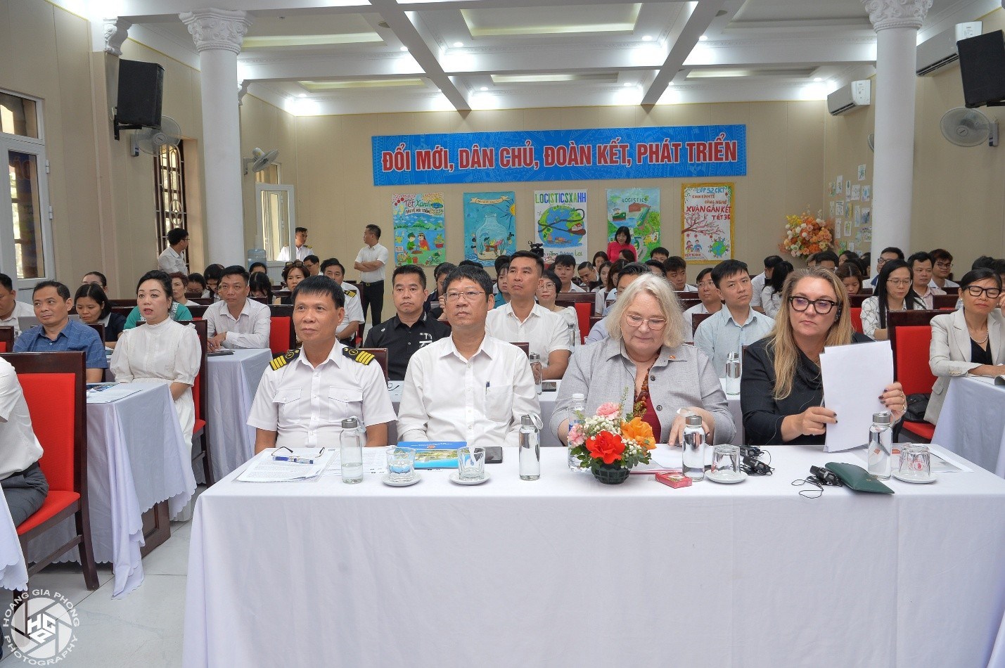 Trường CĐ Hàng Hải và Đường Thuỷ I và ĐSQ Đan Mạch công bố modun "Logistics xanh"